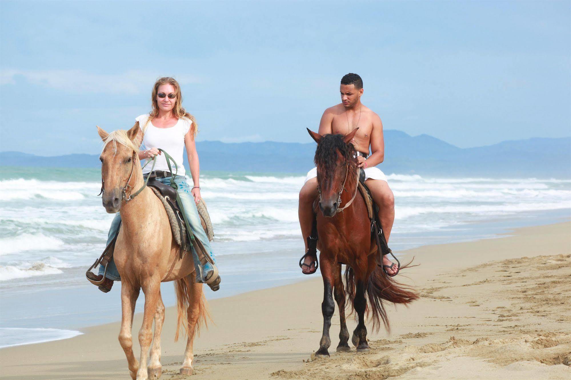Beach House Cabarete By Faranda Hotels ภายนอก รูปภาพ